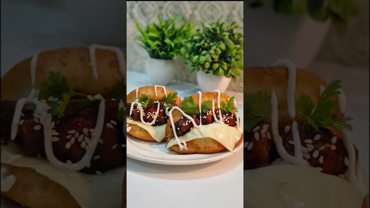 Korean fried chicken bao bun recipe/ momos recipe/ fried chicken bun/ bread #shorts #asmr #food #fyp