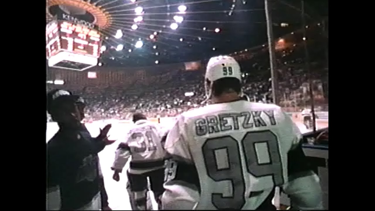 Wayne Gretzky: Above and Beyond (1990)