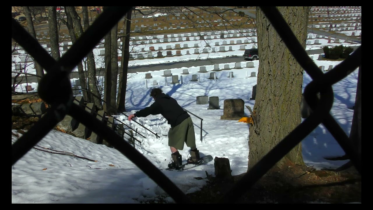 “EAST BUM FUCC”- Cemetery War RAW