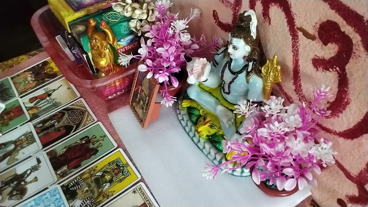 একদিকে থার্ড পার্টি অন্যদিকে তুমি দুদিকেই তোমার পার্টনার ব্যালেন্স করতে চান 