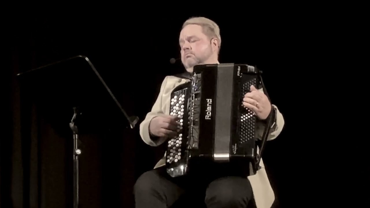 Oi, jos ilta joutuisi @pekkalaaksomusic 