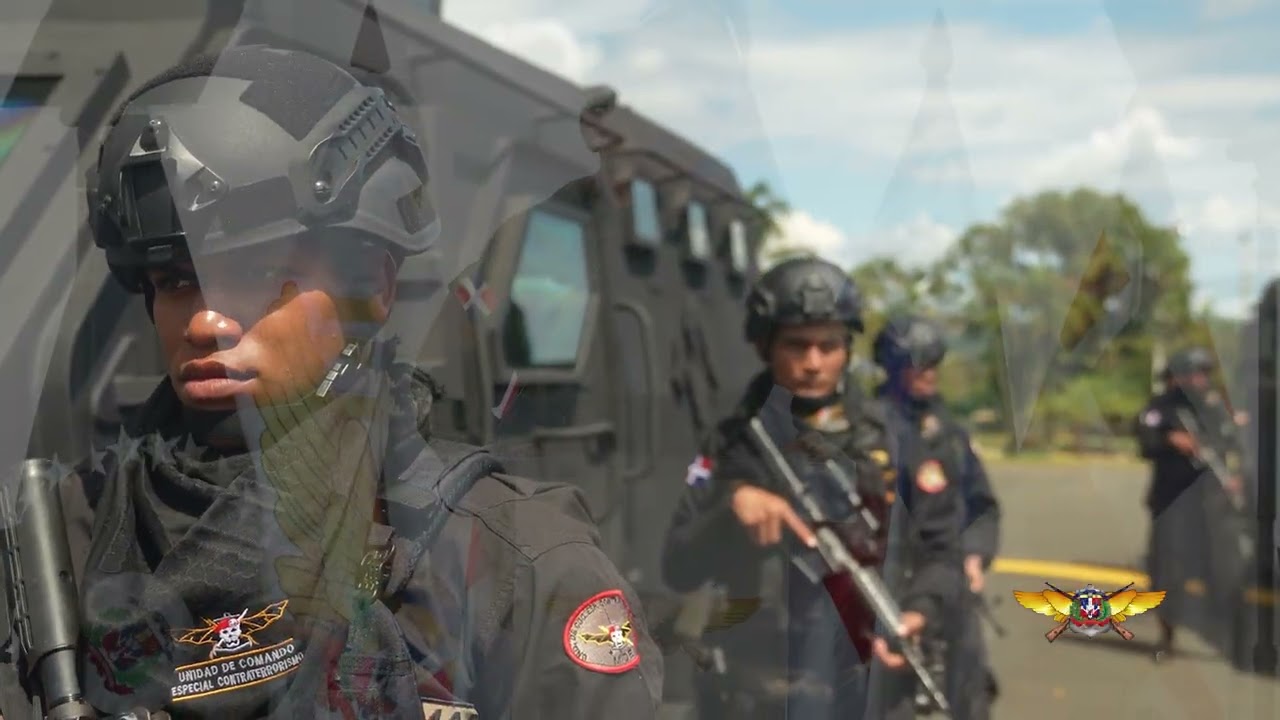 Presidente de la República entrega vehículos a las Fuerzas Armadas 