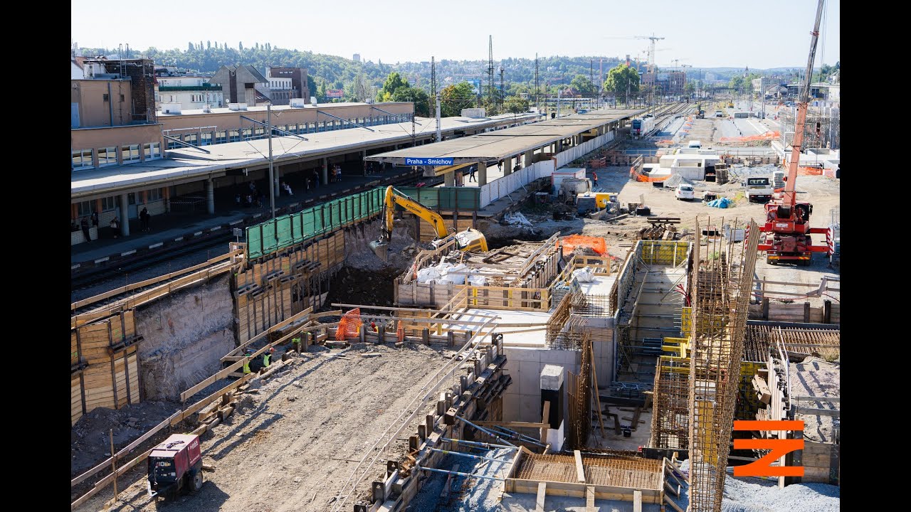 vlaky hlášení a rekonstrukce Praha Smíchov