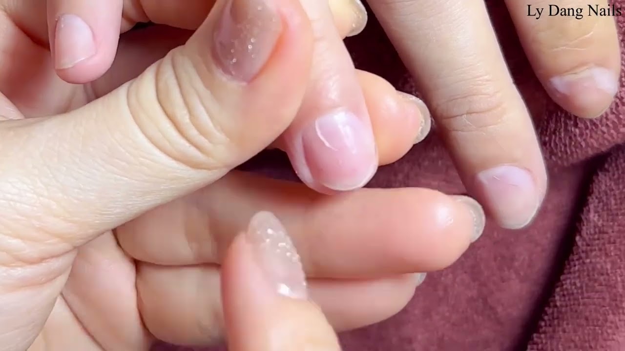 Hướng dẫn chi tiết cách cắt da để không bị xước măng rô | Ly Đặng Nails
