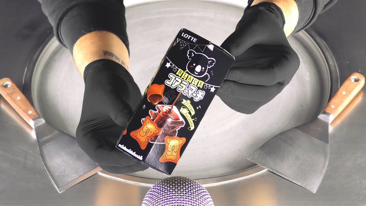 ASMR - Koala Ice Cream Rolls | Chocolate filled Cookies become fried Ice Cream - Lotte Koala's March