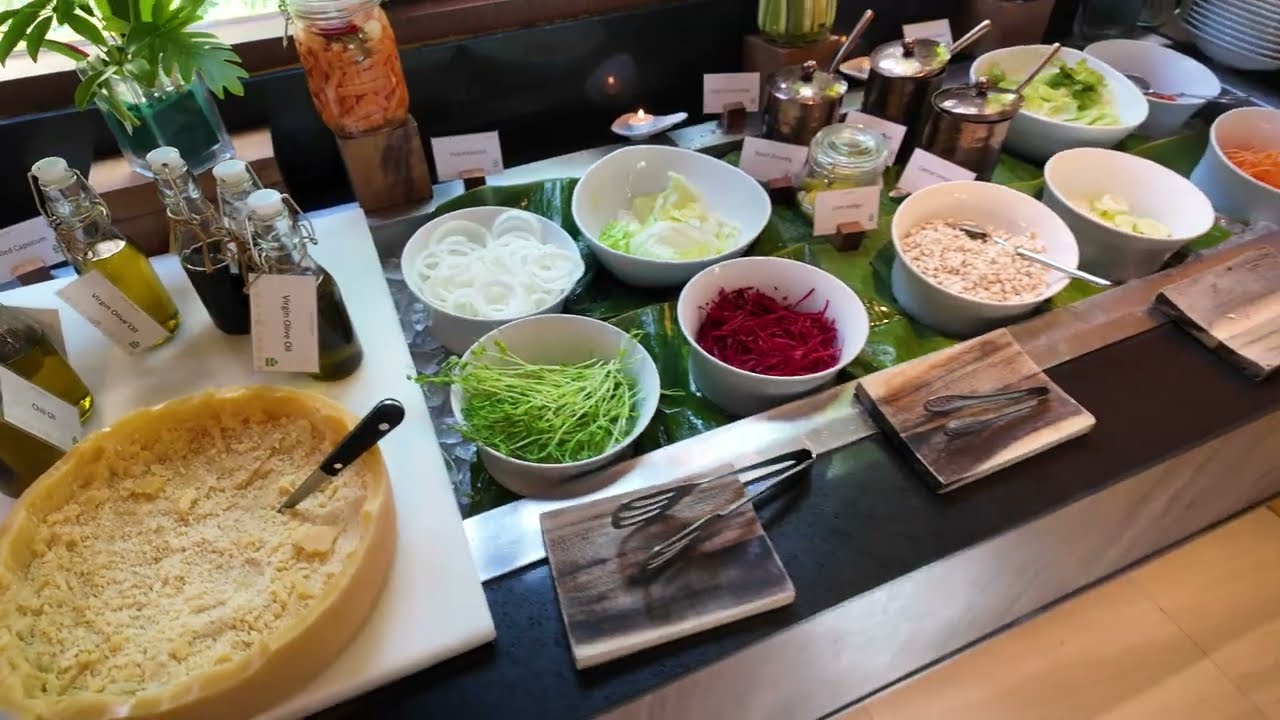 250916 Grand mercure Khao Lak Bangsak - breakfast  restaurant