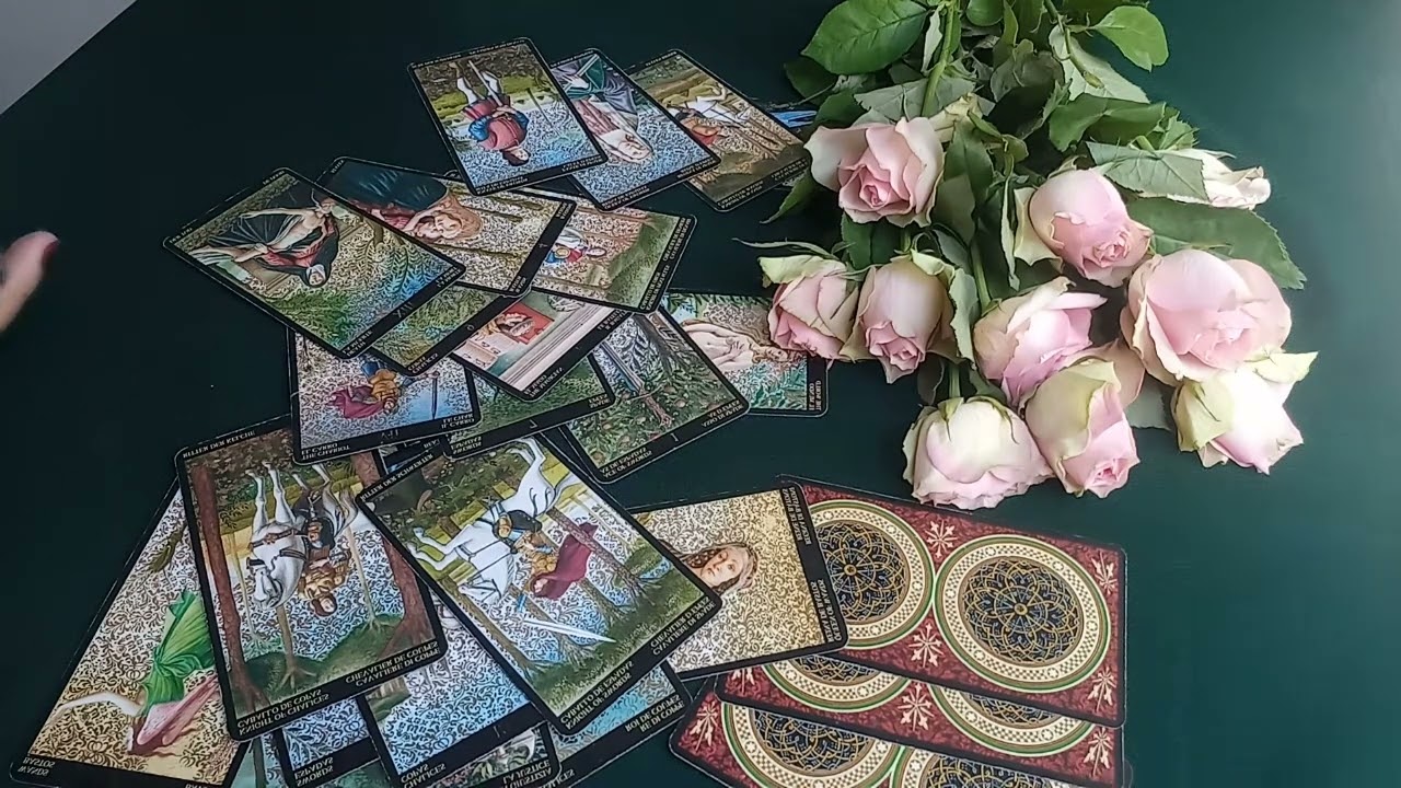 ТЕЛЕЦ♉ -Таро гороскоп на месяц AВГУСT🌻🌹🍀 2022/ TAURUS - AUGUST 2022