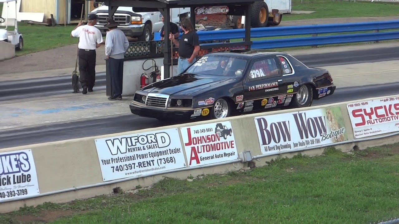 Nikki Looney in Rudrick's T-Bird at Pacemaker Dragway Racing in 7.00 Super Street Class