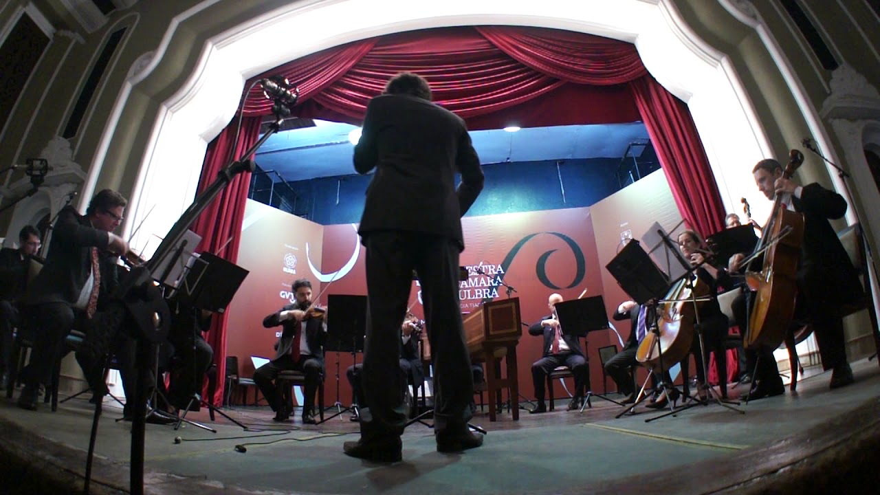 VIVALDI: Concerto Ripieno em D&oacute; Maior - RV 114