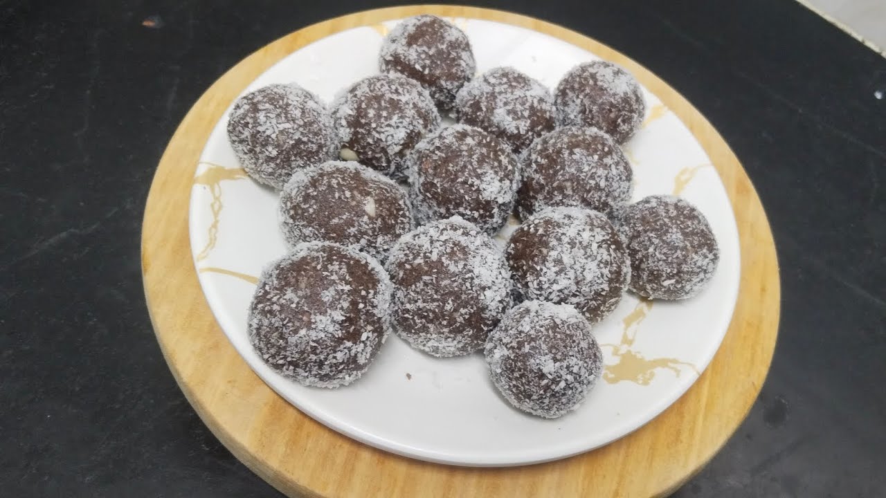   రాగి కొబ్బరి🤤 లడ్డు రెసిపీ చుడాండి #ragi#kobbari#laddu#healthy#tasty#recipe#👌🏻👌🏻