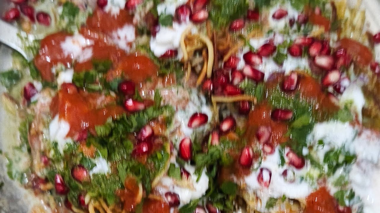 आइए बनाते हैं झटपट घर में तीखी मीठी चटपटी चाट 
