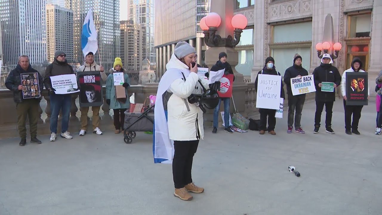 Chicago residents rally to support Ukraine