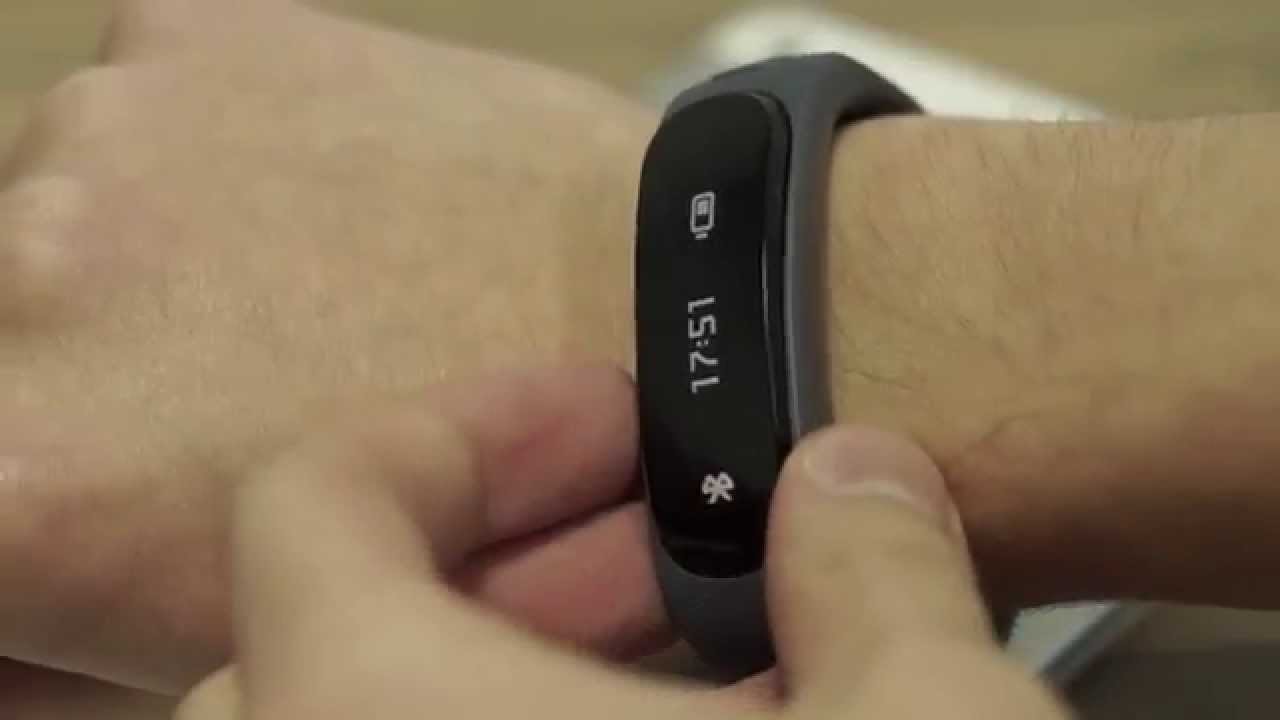 Обзор спортивного браслета-гарнитуры Huawei TalkBand B1
