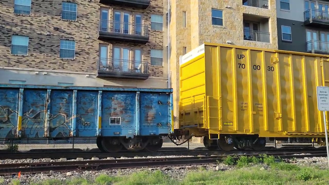 A brand new 60' high cube Union Pacific boxcar!