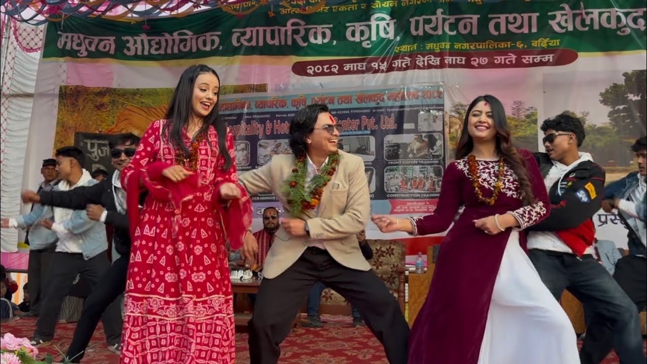 Sauli Bazar Ma || Paul Shah / Simran Pant / Usha Upreti || Live Dance 