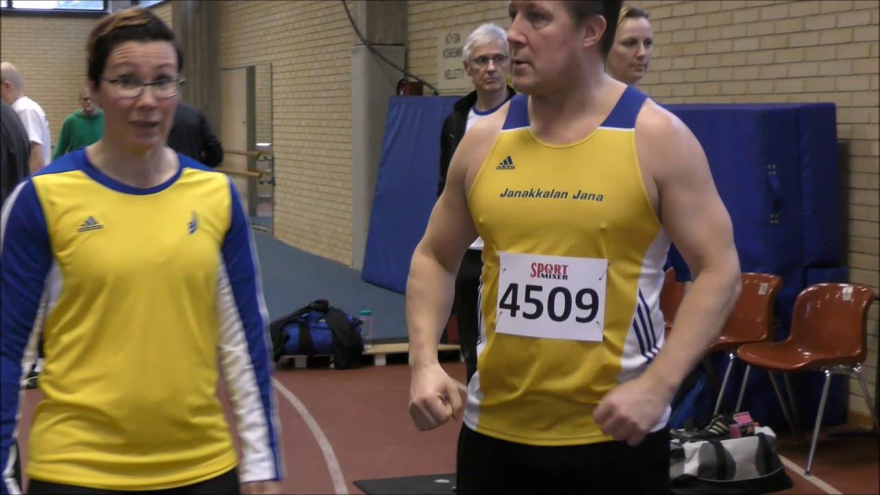 SM-sisähypyt Porin urheilutalo  13.01.2018 (SAUL)