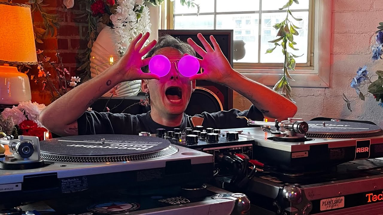TY HI | Balearic Pop Rock and Krautrock Vinyl DJ Set