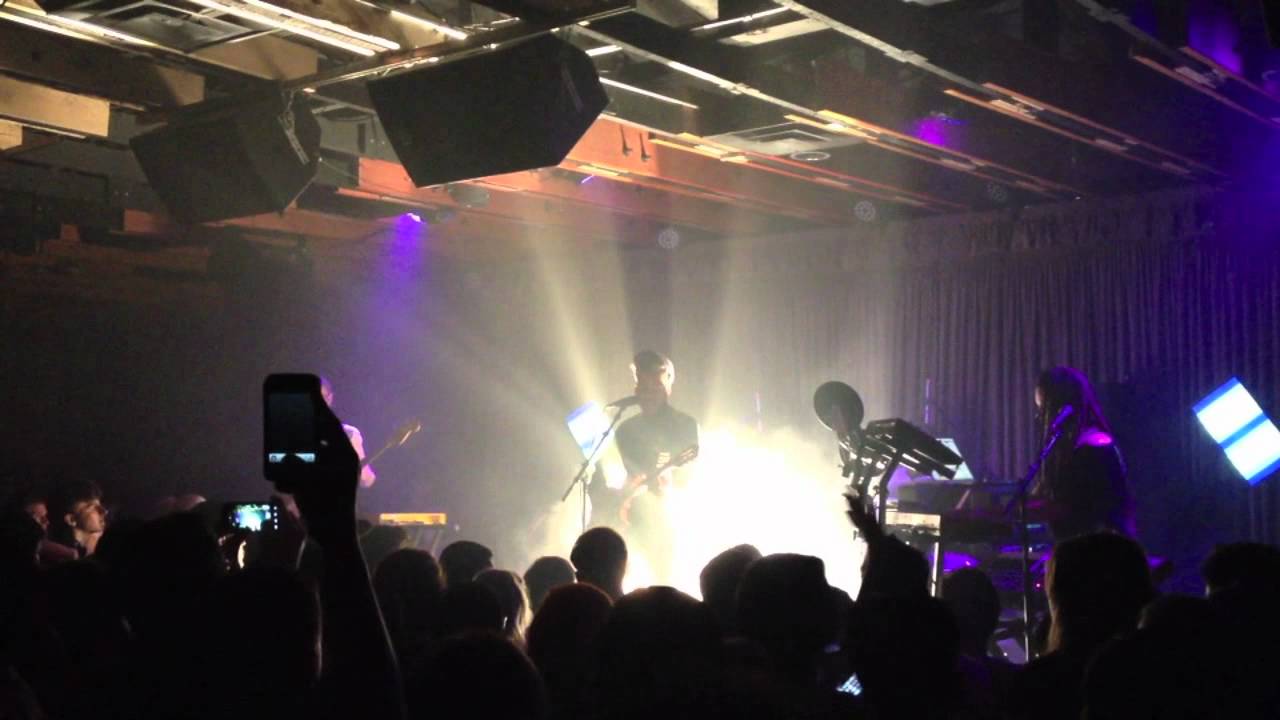 Twin Shadow - Golden Light live @ the Crescent Ballroom