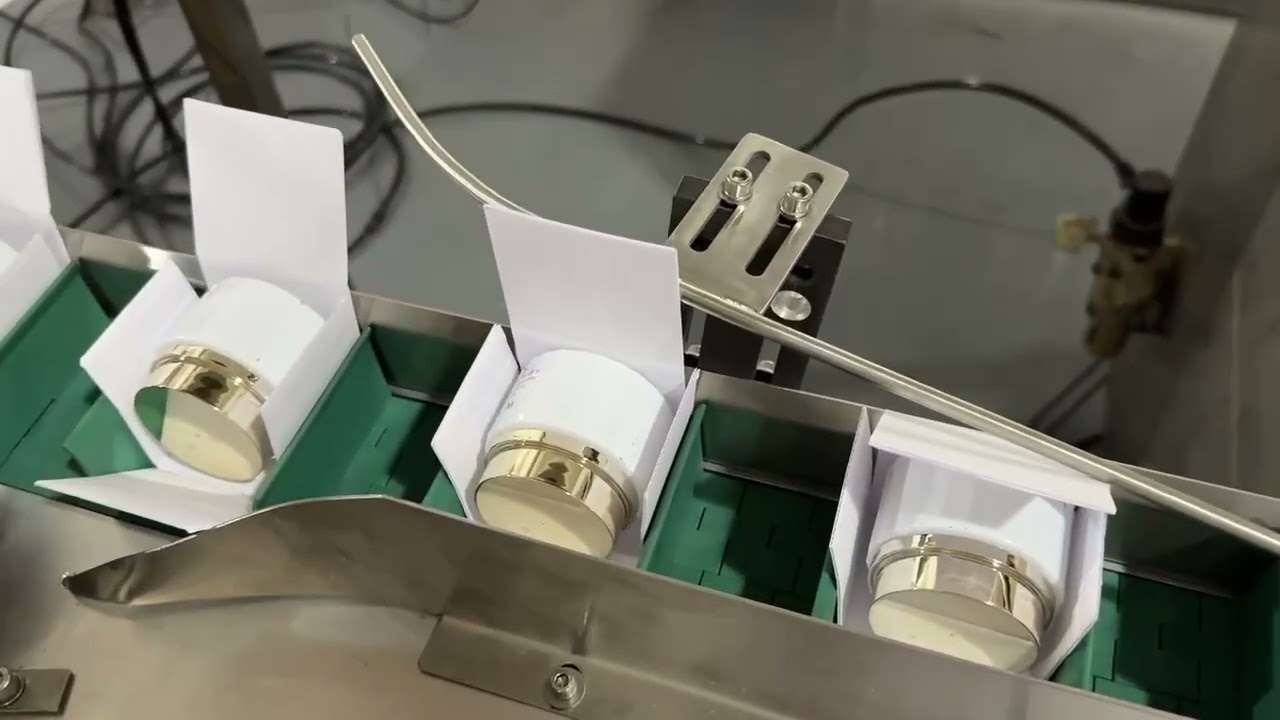 Fully Automatic Utility Knife Packaging LineCounting •Stacking • Cartoning • Boxing • Palletizing 