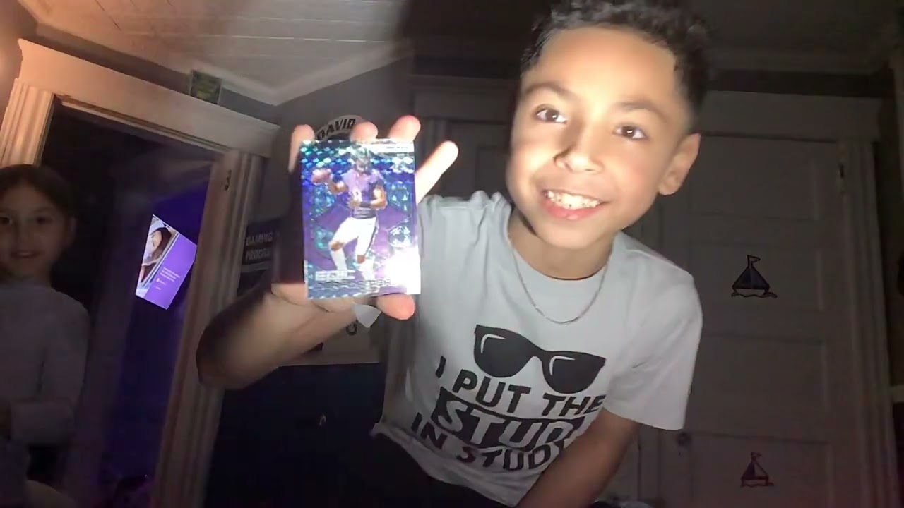  My first time opening FOOTBALL PACKSSS!