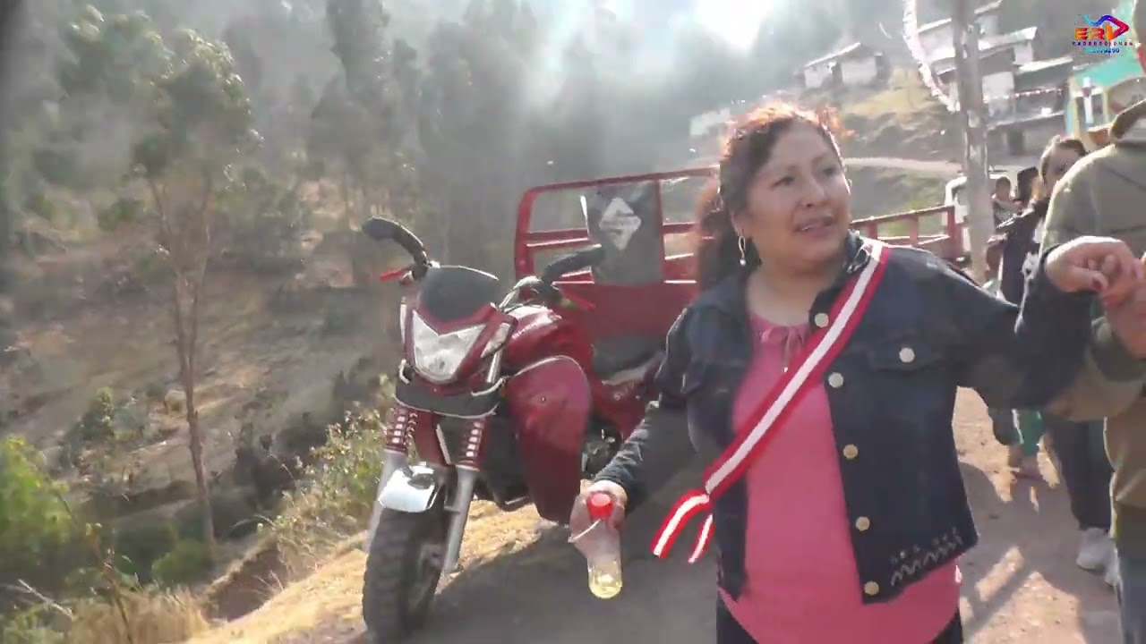 FIESTA PATRONAL CRUZ DE EXALTACION JARCAHUACA PARTE 01