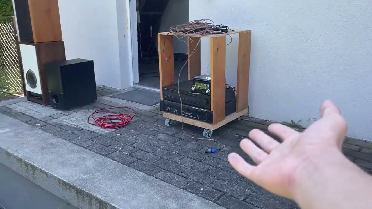 Hangtechnikám kint és koncert