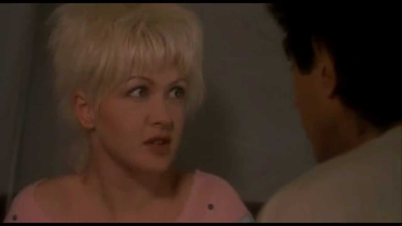 Vibes - Kissing scene (Cyndi Lauper Movie Clip)
