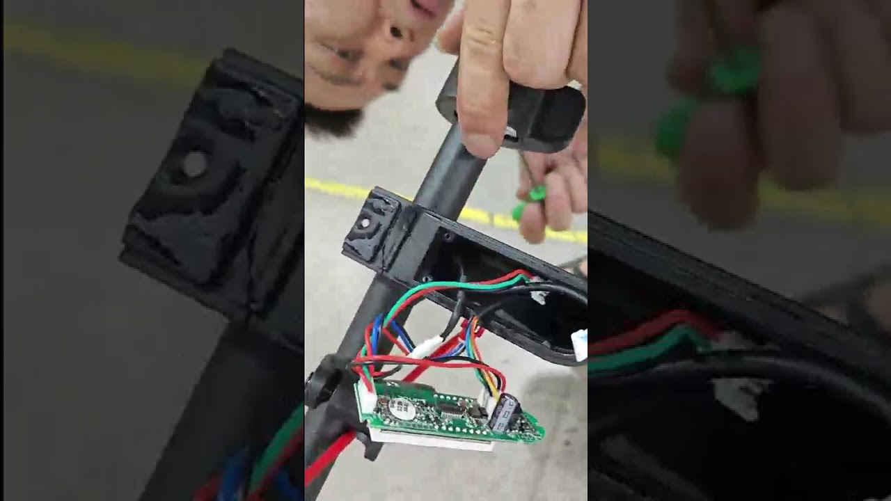 How to replace the throttle on Sunnigoo N7PRO? View video tutorial