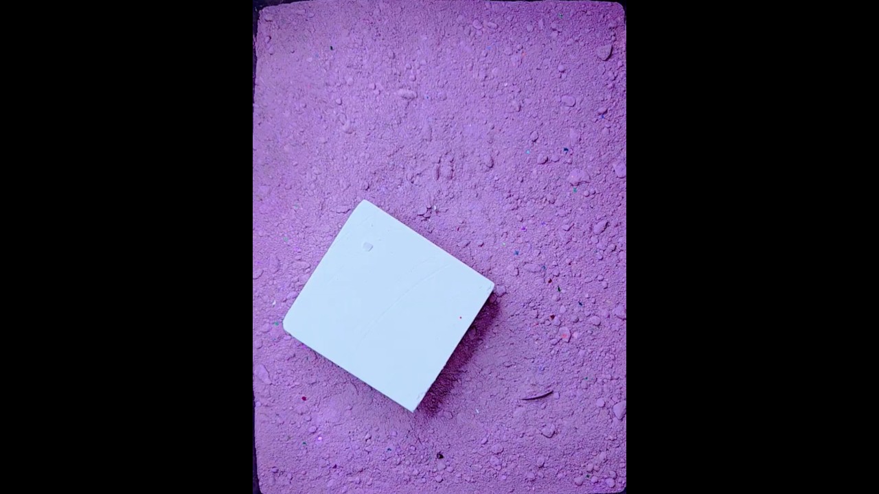 💜 #asmr #calm #satisfying #sleepaid #crunchyasmr #soothing #chalk #powder #crush #ladyleo #fun