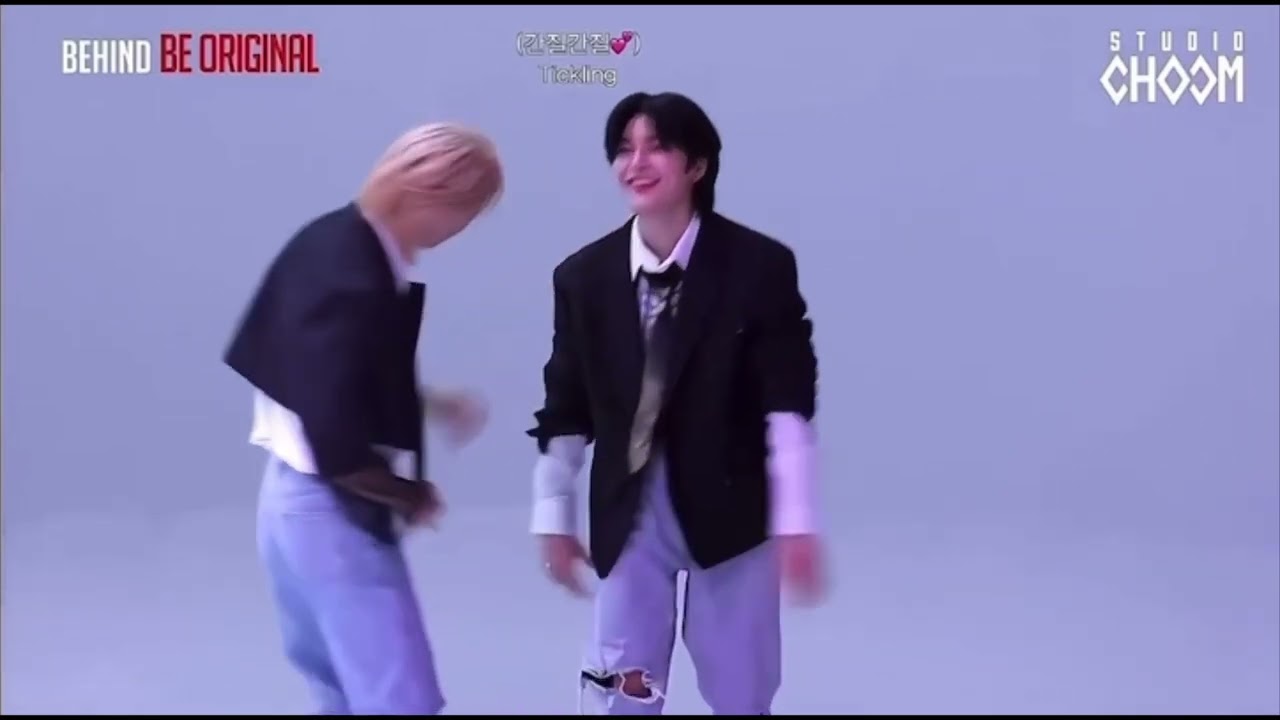 Stray Kids tickle moments #4