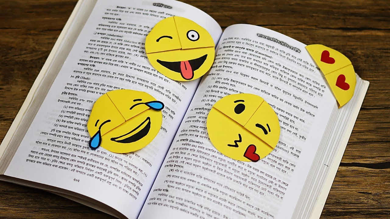 DIY Easy Emoji Bookmarks Corners | How To Make Emoji Bookmark | Origami Bookmark