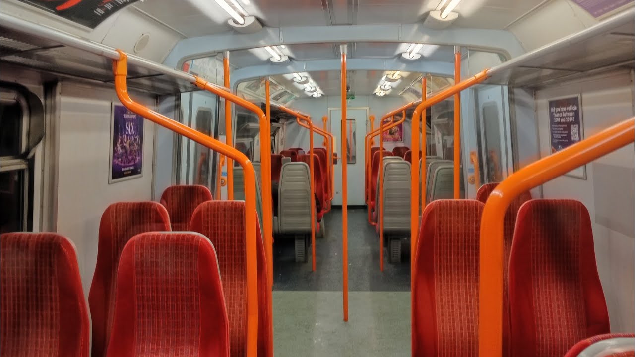 Class 455 Journey: Surbiton - London Waterloo 