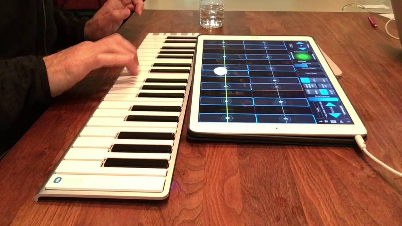 Jordan Rudess plays with CME Xkey Air37