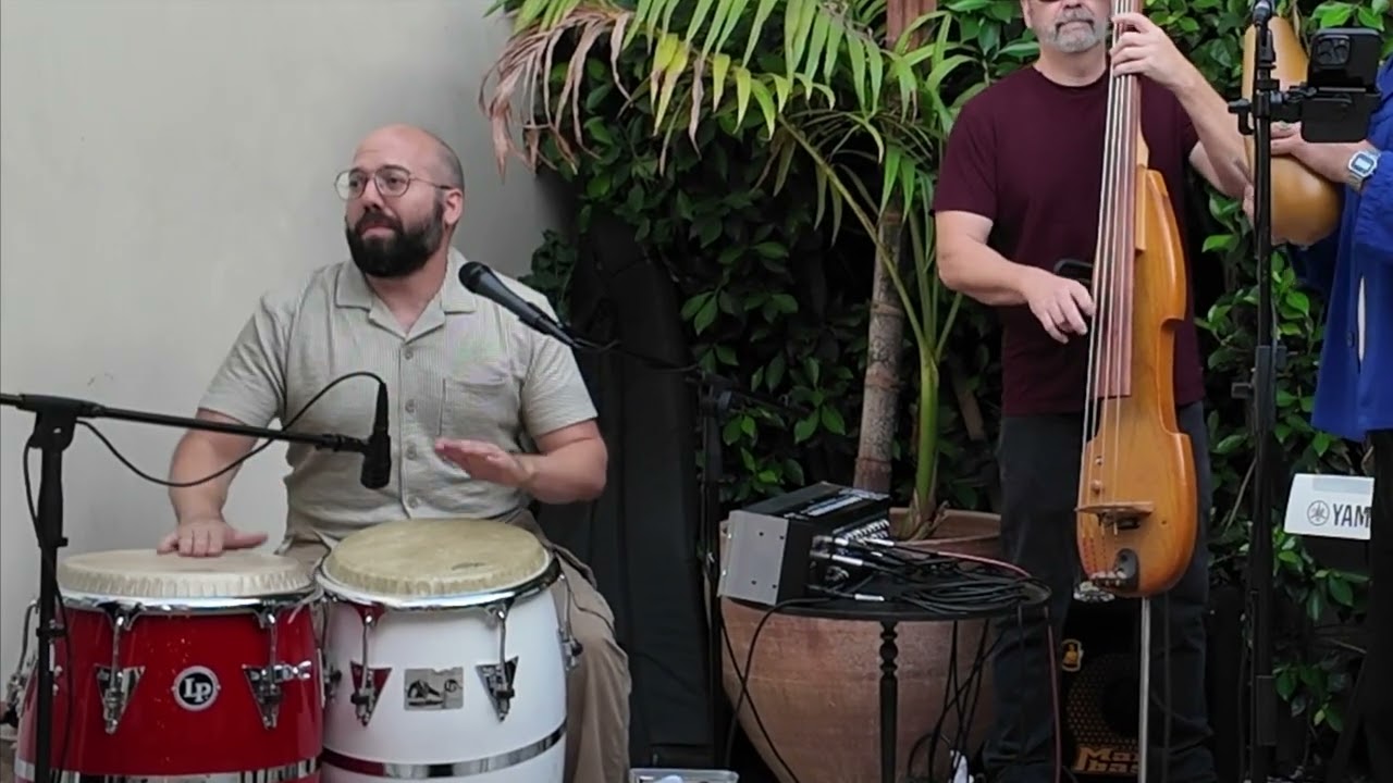 Jose Perez Conga Solo with Estilo Y Gracia quartet