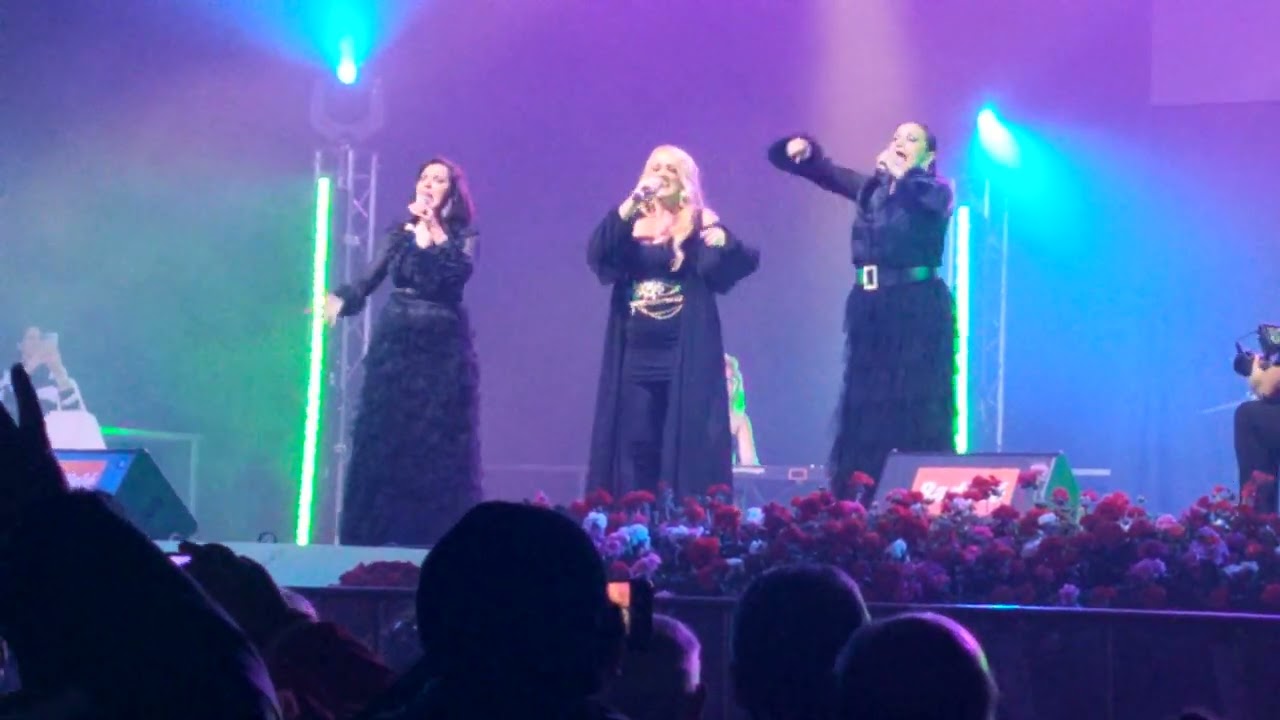 Quiereme,Las Carlotas & La Hungara