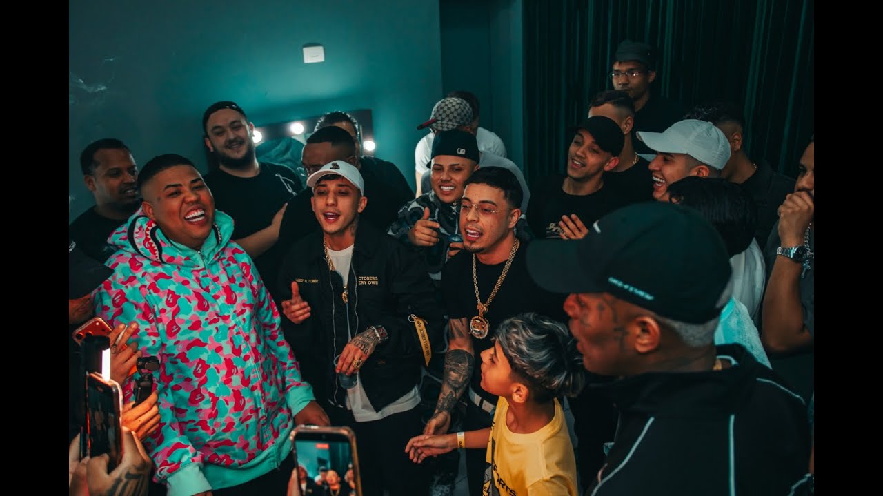 MC MENO K - MINE SAIA - (feat. Mc GP - Mc IG - Mc BRINQUEDO - Mc DENA - Mc NEGAO ORIGINAL)