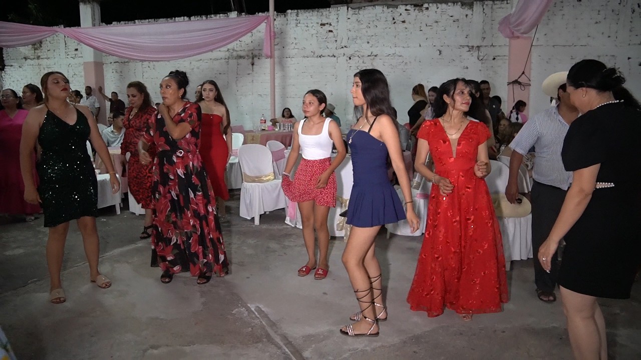LA GENTE DE GUERRERO MEXICO, ES BUENA PA BAILAR!!!!!