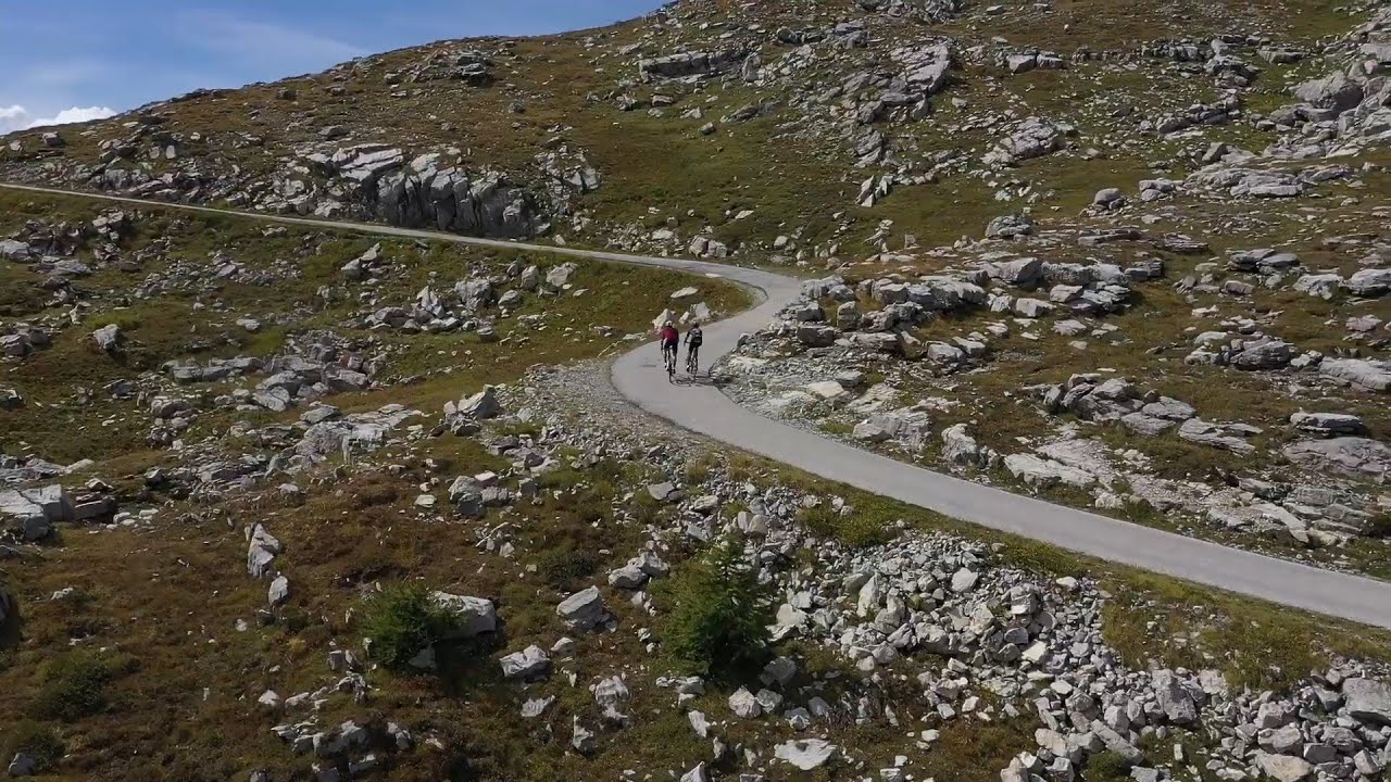 L'ultima delle nostre salite: il Colle della Fauniera in bici non è solo dura. E' iconica.