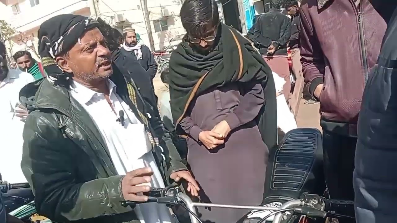 Motorcycle Mandi bahawalpur//second hand motorcycle//Honda CD Honda 125 aur China motorcycle