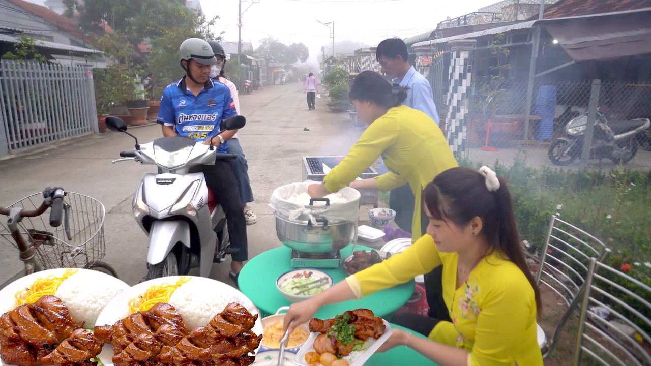 Lâu Lắm Mới Bán GÀ NƯỚNG Lại. Bà Con Ăn Ngon Cứ Hỏi Hoài