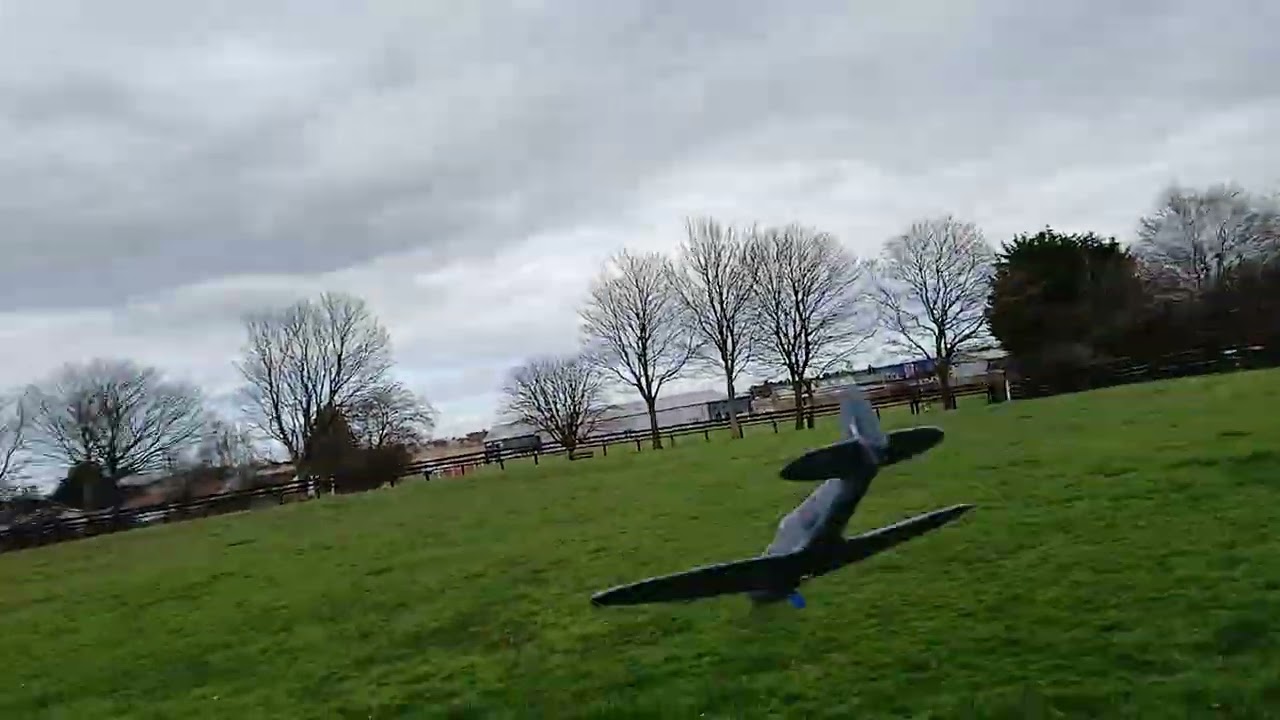 Lunchtime PR flight (plus crash!) 