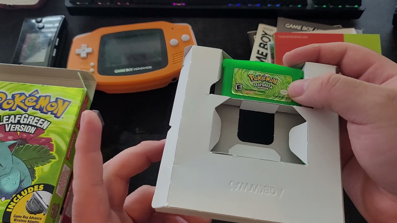 Pok&eacute;mon Leaf Green- Complete in Box opening! (CIB)