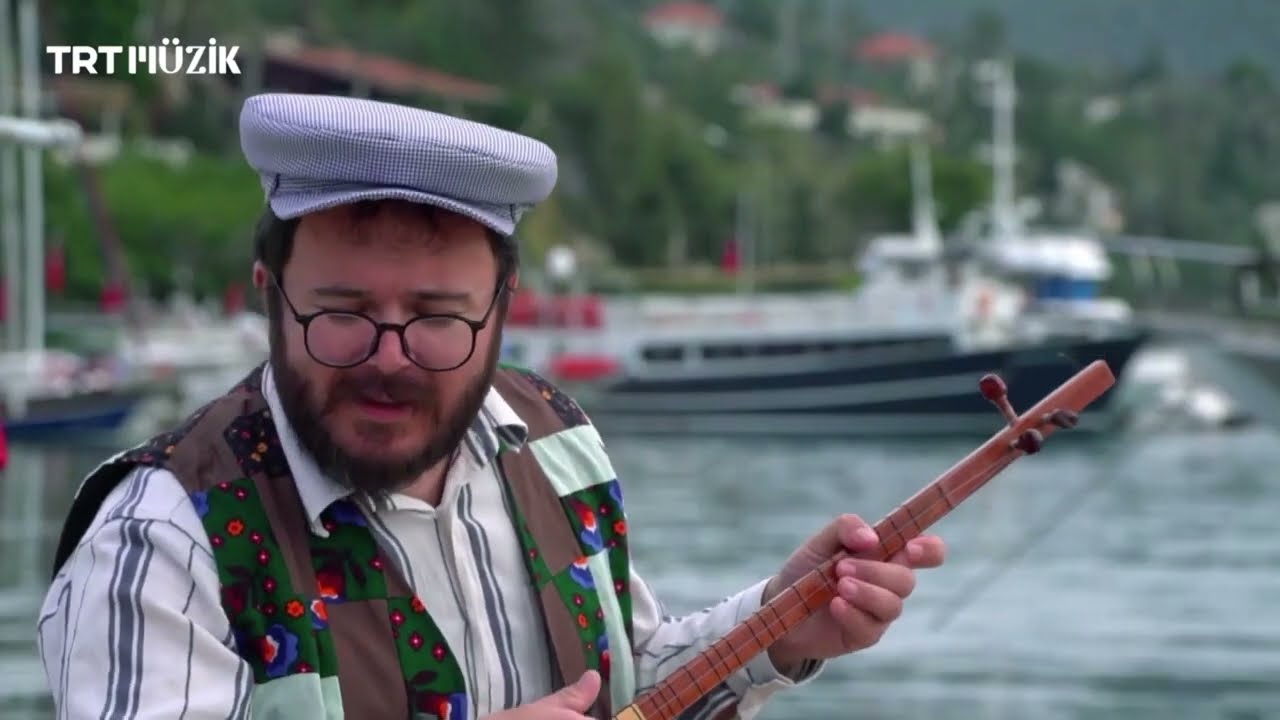 Emre Dayıoğlu - Çeşme Başında Durdum