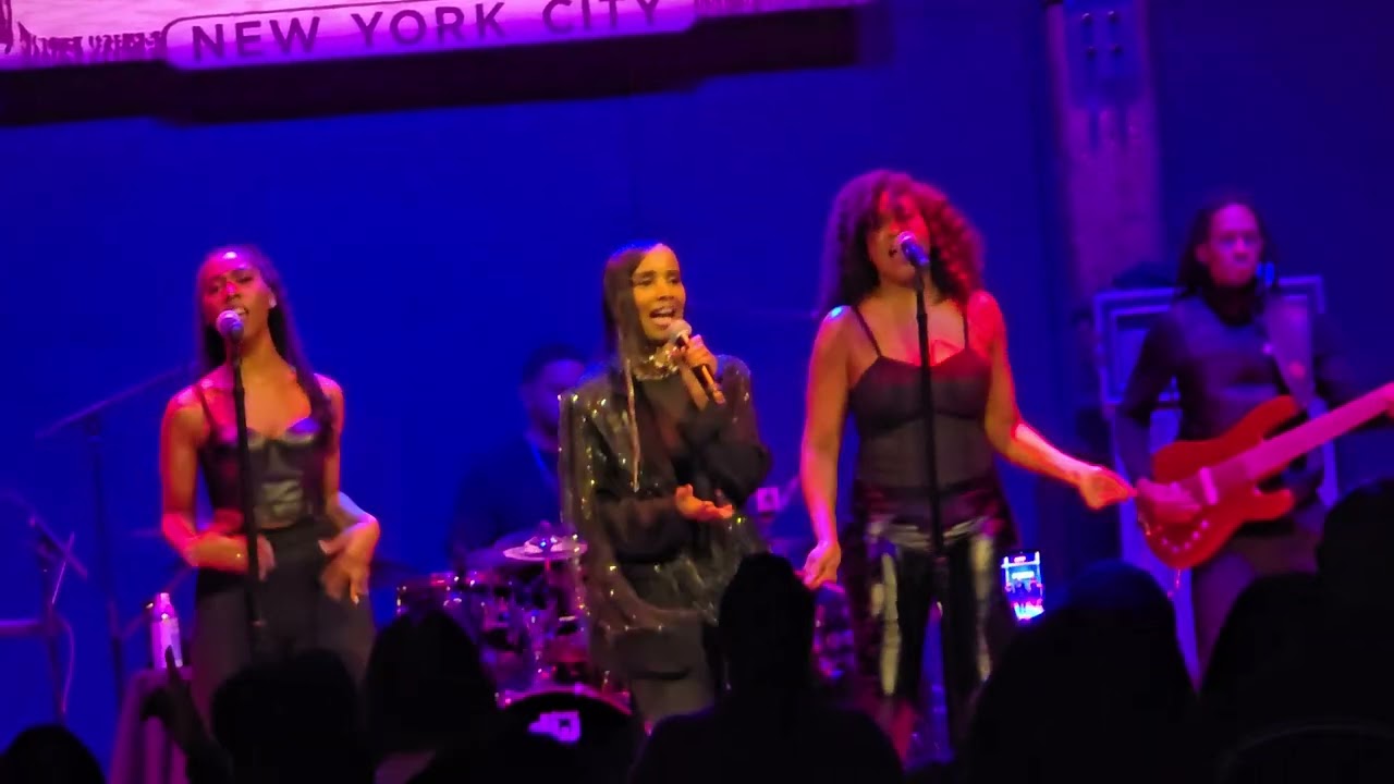 Vivian Green-Get Right Back to My Baby at City Winery NYC 2026