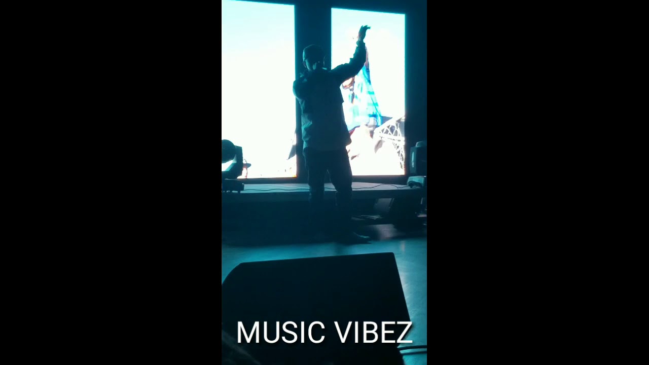 king lil g-paint the city blue tour