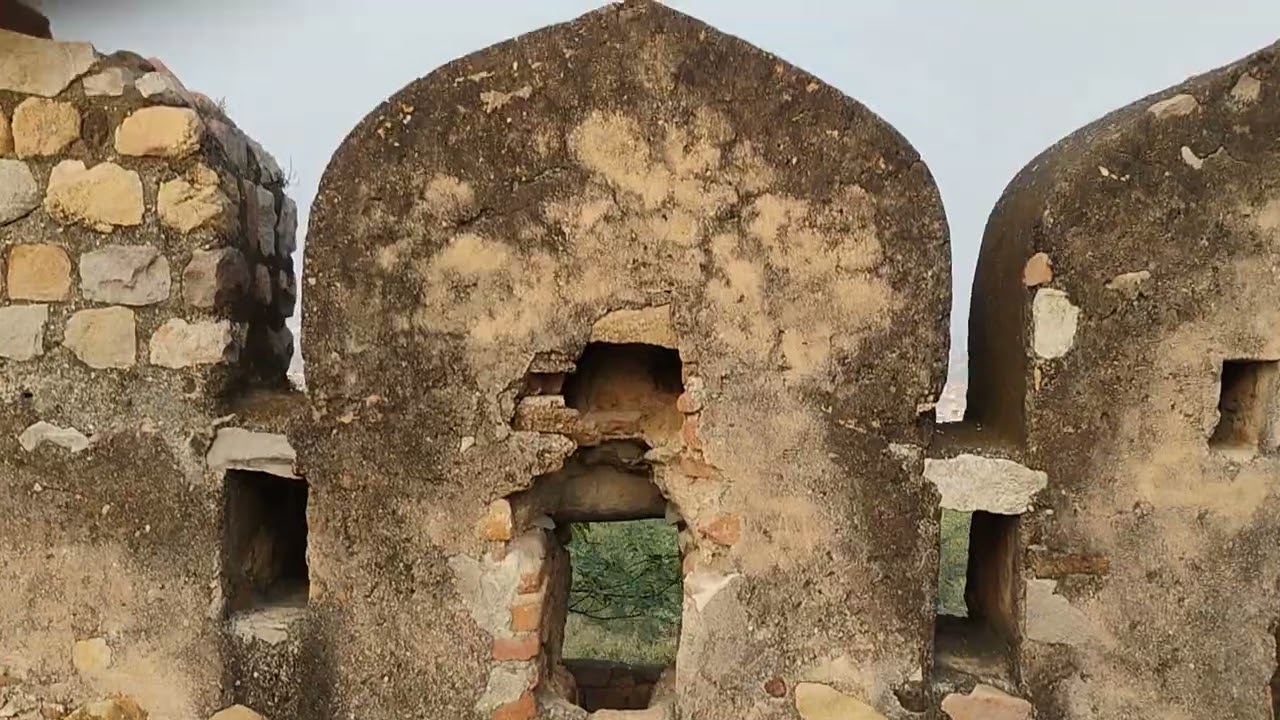 Jhansi ka kila Rani
