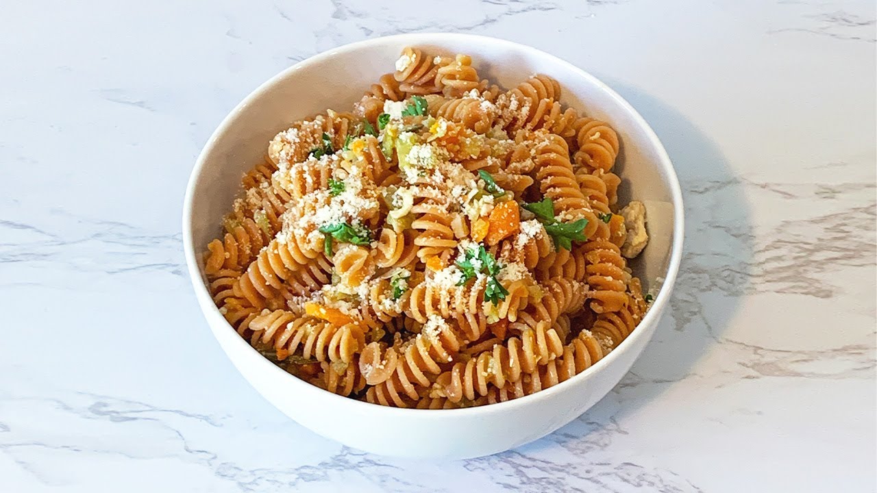 Red Lentil Rotini with Rosemary Chicken Ragout & Romano Cheese  |  Gluten-free