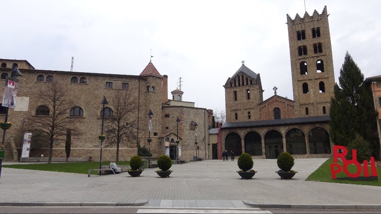 Monasterio de Santa María de Ripoll, Girona, Catalunya, 2018