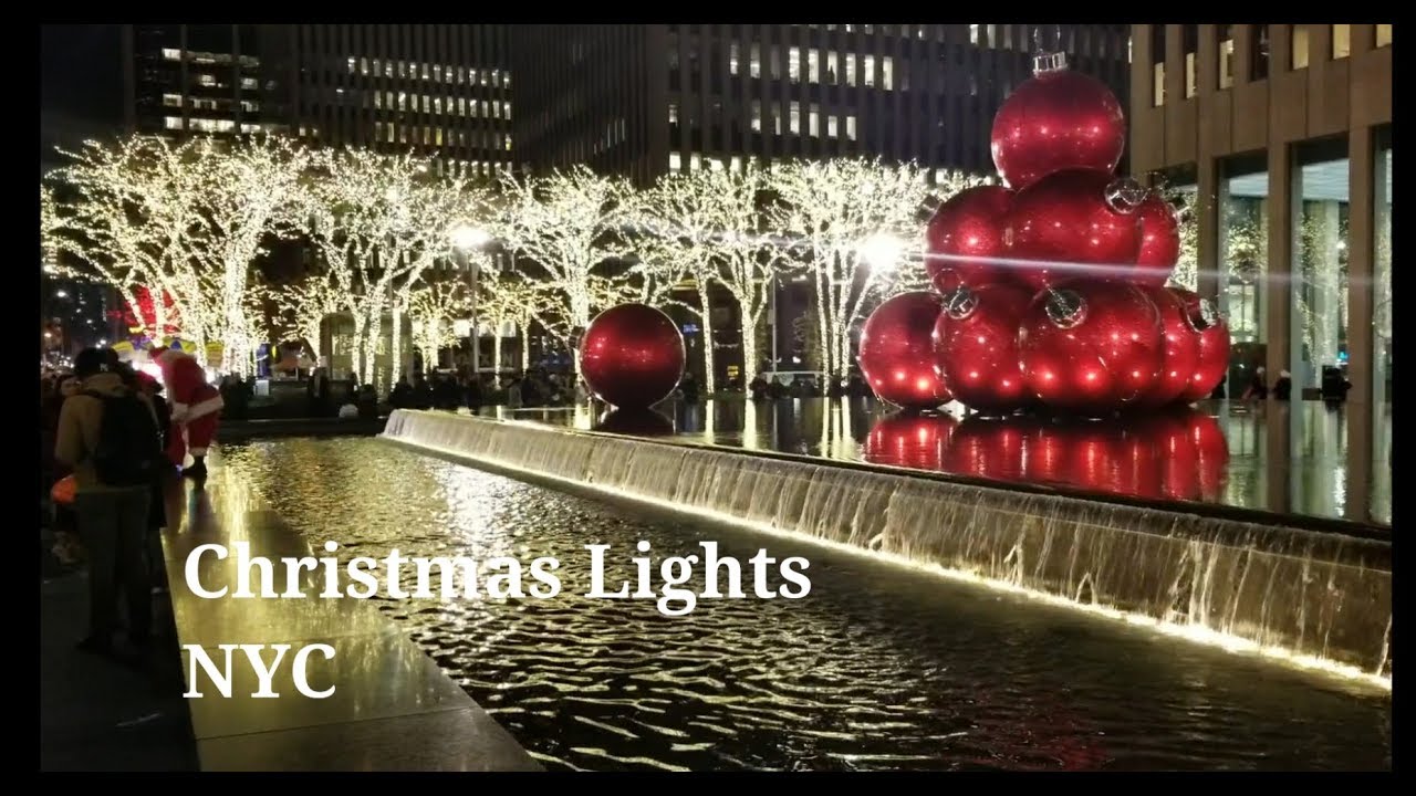 A walk to Rockefeller 2017 || New York Christmas Lights || Saks fifth Avenue Lightshow