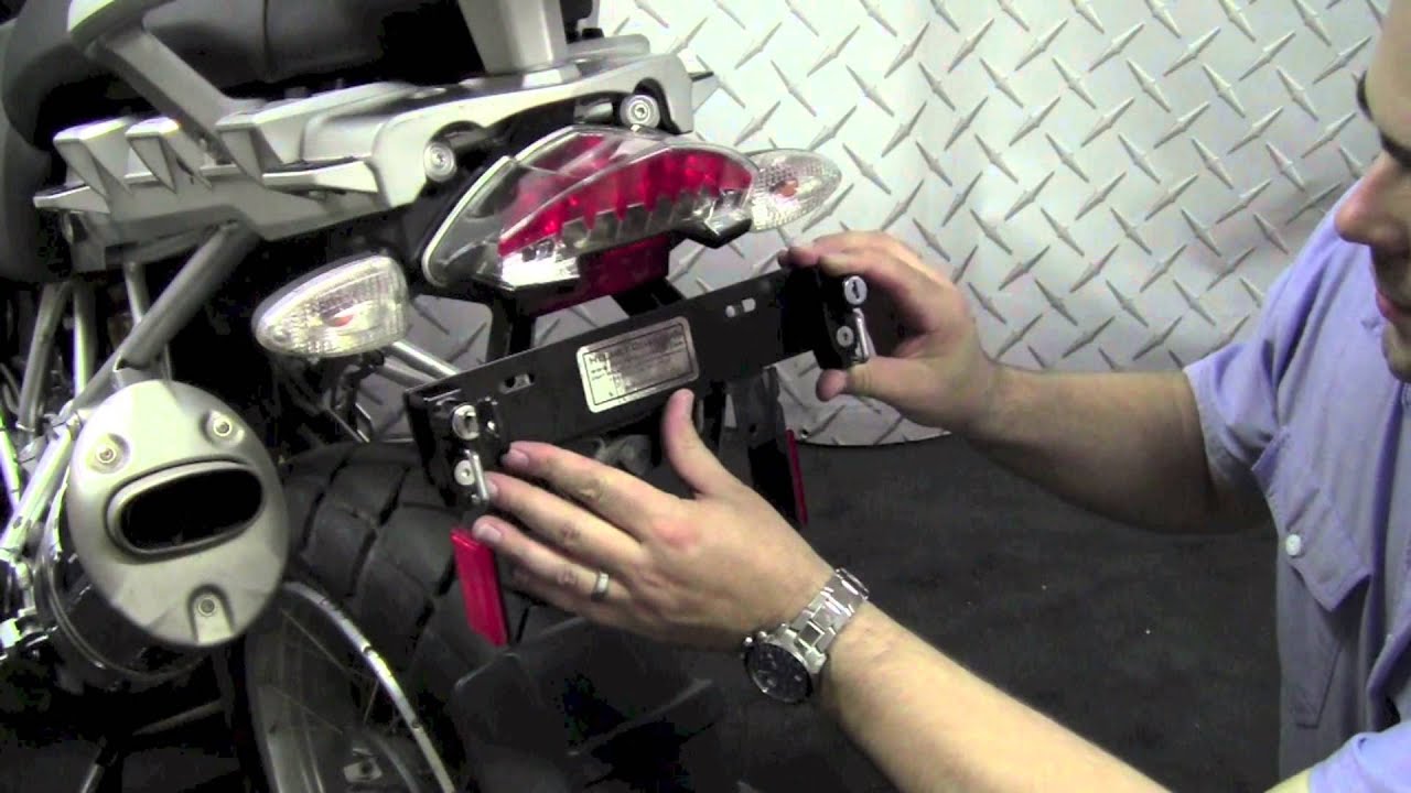 Helmet Guardian install by A Vicious Cycle